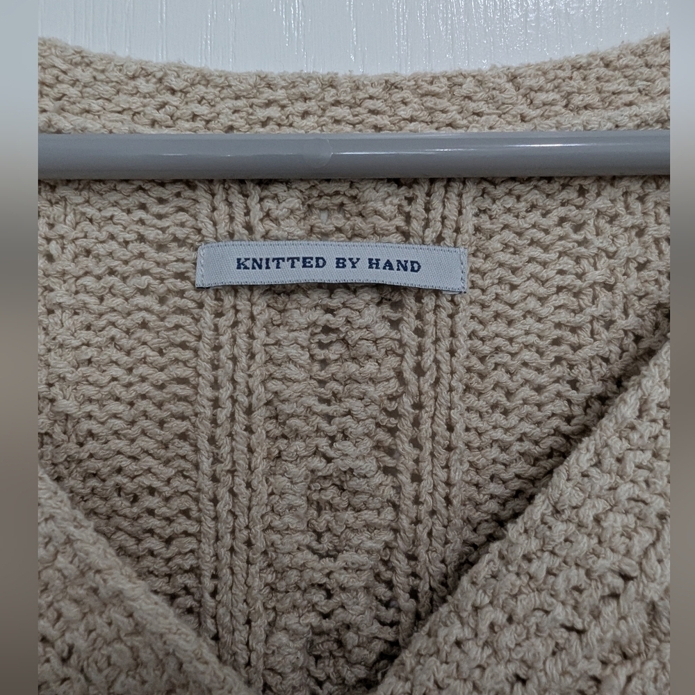 Handmade Cable Knit Cardigan - Picture 4 of 8